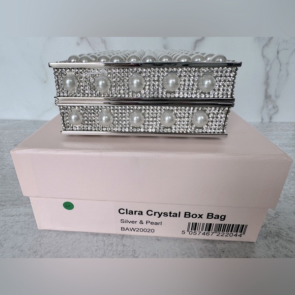 Sophia Webster Pearl & Crystal Clara Bag - Picture 12 of 16